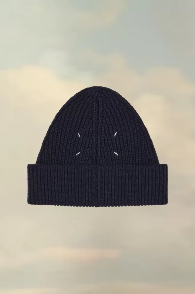 Beanie mit vier Maschen Beanie mit vier Maschen