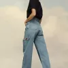 Denim-Jeans mit Schrägstrich-Details Denim-Jeans mit Schrägstrich-Details