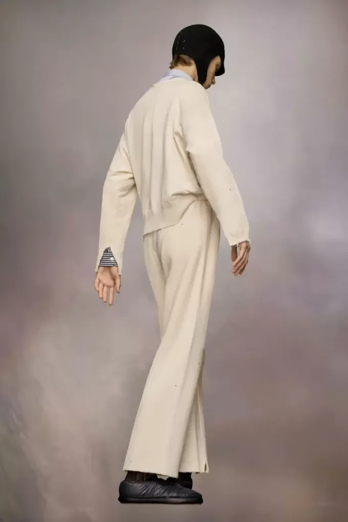 Jogginghose mit Cut-out-Saum Jogginghose mit Cut-out-Saum