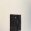 Kartenetui mit vier Stichen Kartenetui mit vier Stichen