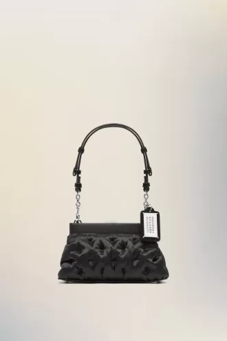 Kleine Clutch mit Glam Slam-Stickerei