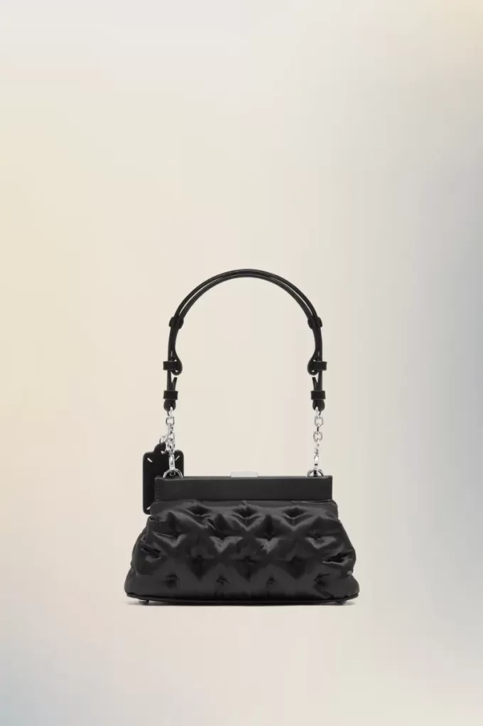 Kleine Clutch mit Glam Slam-Stickerei Kleine Clutch mit Glam Slam-Stickerei