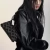 Kleine Clutch mit Glam Slam-Stickerei Kleine Clutch mit Glam Slam-Stickerei