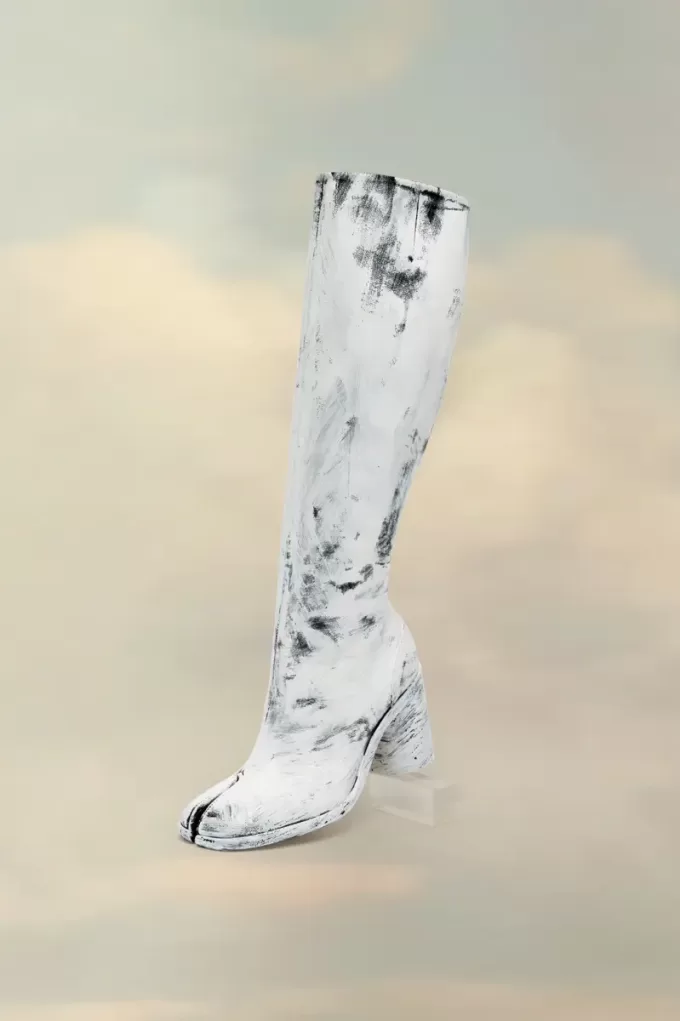 Kniehohe Stiefel „Tabi Bianchetto“. Kniehohe Stiefel „Tabi Bianchetto“.