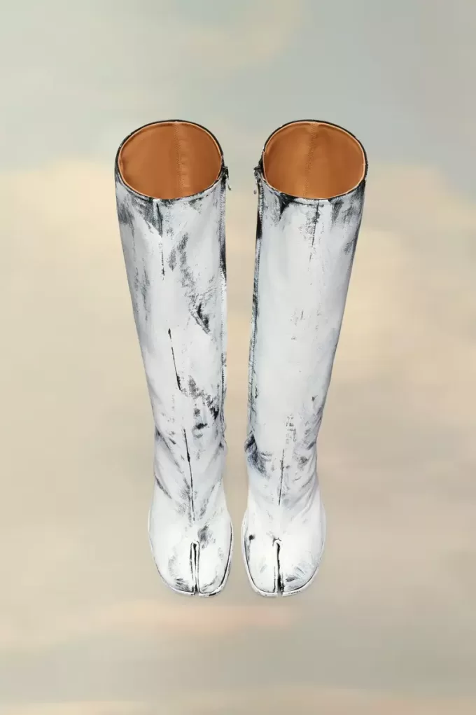 Kniehohe Stiefel „Tabi Bianchetto“. Kniehohe Stiefel „Tabi Bianchetto“.