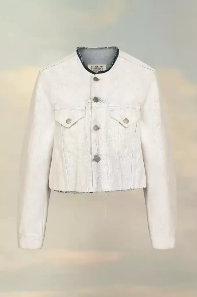 Kurze, kragenlose Jeansjacke Kurze, kragenlose Jeansjacke