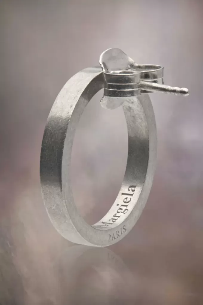Maison Margiela Logo-Ohrring Maison Margiela Logo-Ohrring