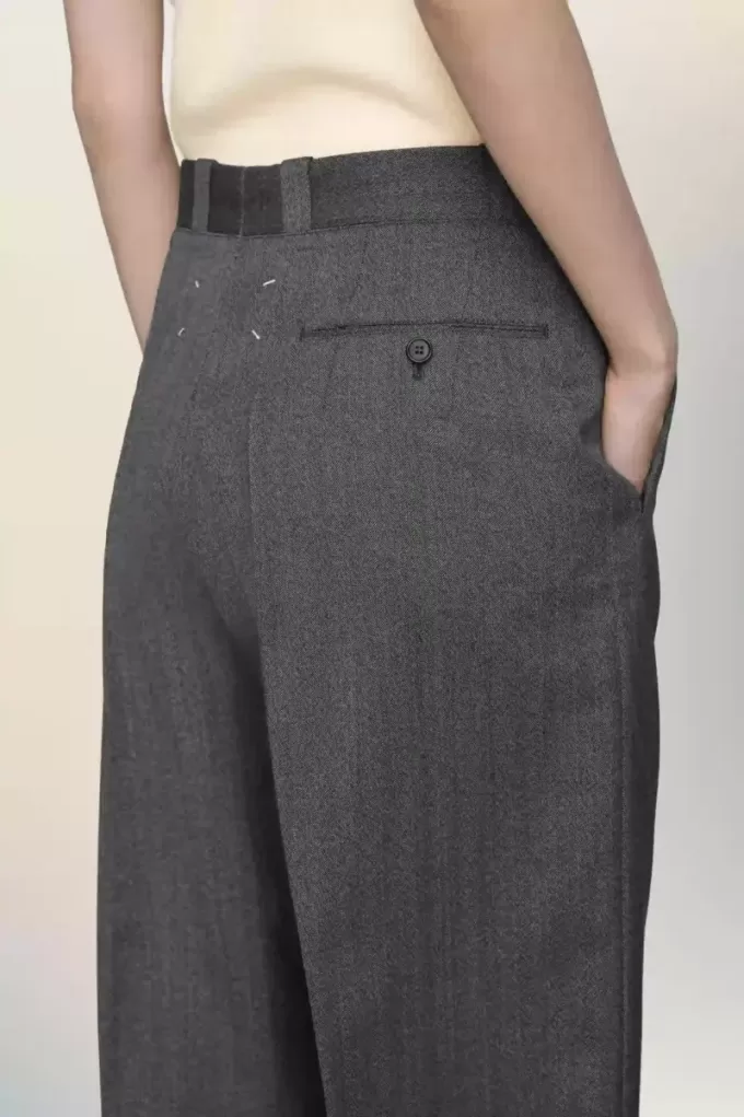 Maßgeschneiderte Wollhose Maßgeschneiderte Wollhose