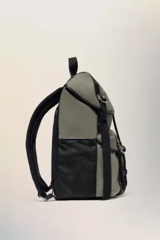Mittlerer Hightech-Rucksack