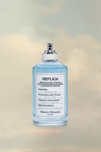 Nachbildung des Eau de Toilette „Sailing Day“.
