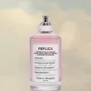 Nachbildung des Eau de Toilette „Springtime in a Park“. Nachbildung des Eau de Toilette „Springtime in a Park“.