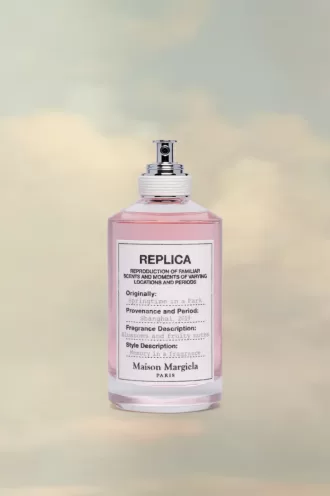 Nachbildung des Eau de Toilette „Springtime in a Park“.