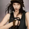 Snatted Schulter-Clutch, klein Snatted Schulter-Clutch, klein