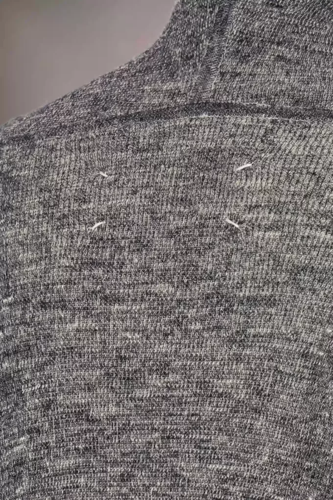 Sommerlicher Kinnstrick-Hoodie Sommerlicher Kinnstrick-Hoodie