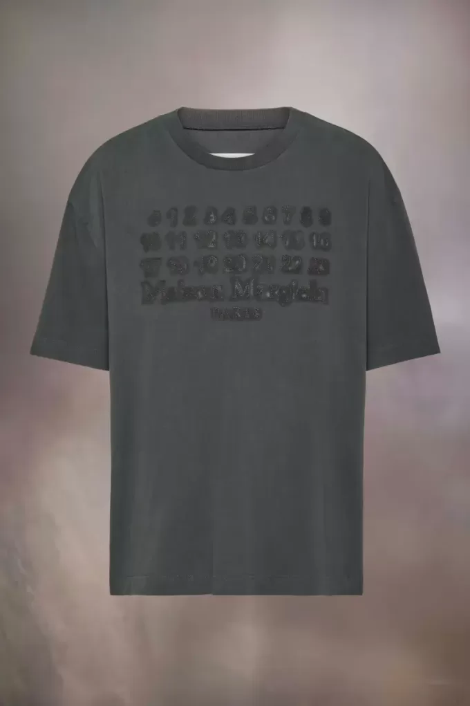 T-Shirt mit gesticktem Logo T-Shirt mit gesticktem Logo
