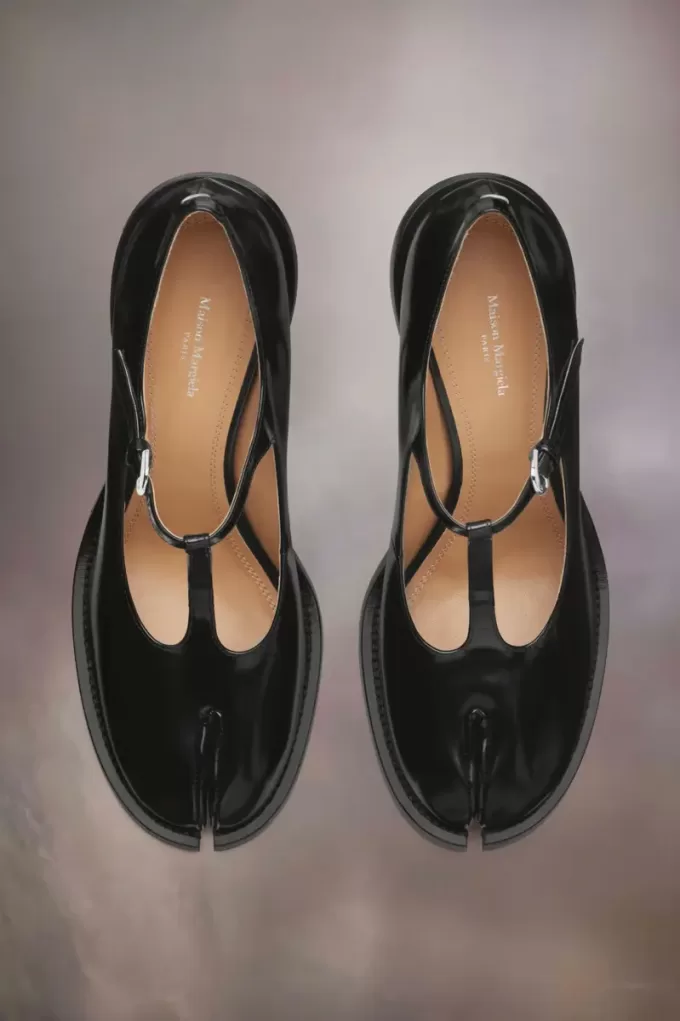Tabi Bourgeoise Pumps