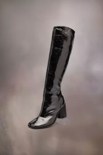 Tabi-Stiefel mit zerbrochenem Spiegel Tabi-Stiefel mit zerbrochenem Spiegel