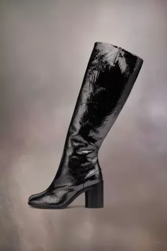 Tabi-Stiefel mit zerbrochenem Spiegel Tabi-Stiefel mit zerbrochenem Spiegel