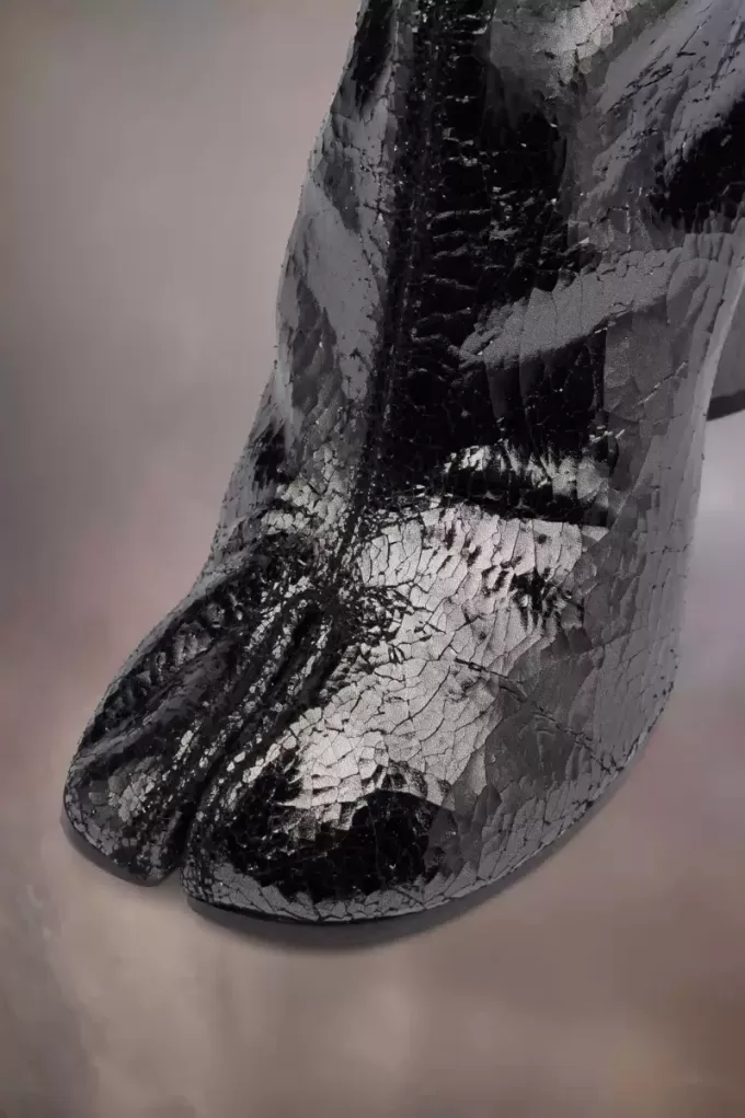 Tabi zerbrochene Spiegelstiefel Tabi zerbrochene Spiegelstiefel