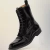 Zu Tode geliebte Schnürstiefel Zu Tode geliebte Schnürstiefel
